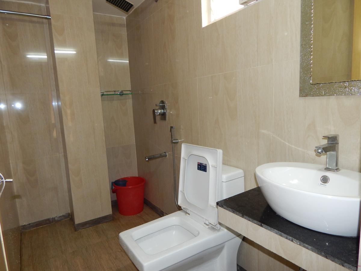 Breeze Hotel Siliguri Dış mekan fotoğraf